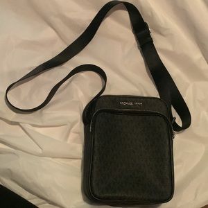 Michael Kors Crossbody Bag
